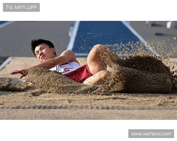 全运会男子跳远决赛激战正酣舒衡状态爆棚强势发挥稳健勇夺桂冠赢